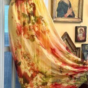 Exceptional long summer dress in natural silk, multicolor painting/field style